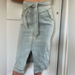 Free People Light-wash Denim Skirt  - Size 0